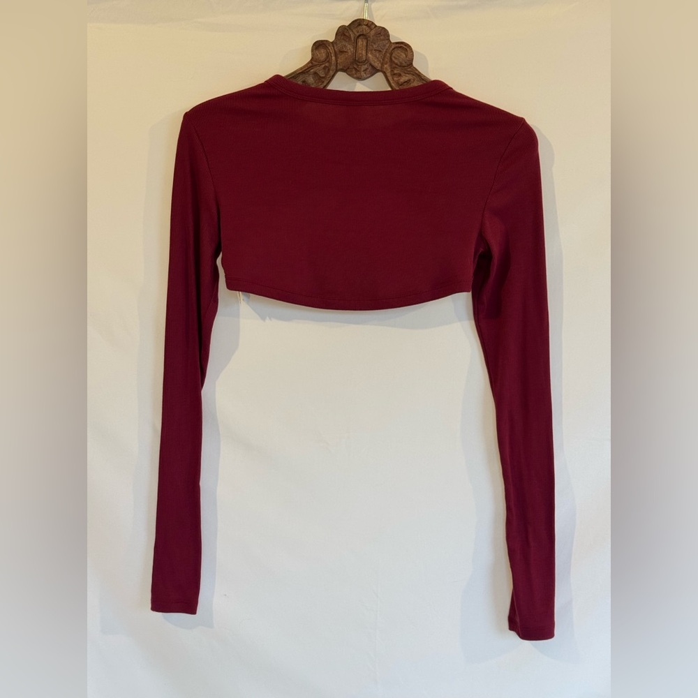 Old Navy Burgundy Long Sleeve Crop Top - Picture 6 of 6